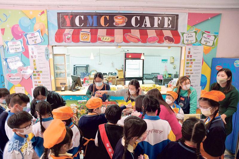 全日面授：「開café」延長小息 校園生活添樂趣 駐「重兵」協助午膳 學生重投全日制